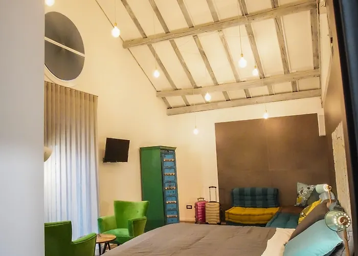 Rosso Cortese 4* Roma