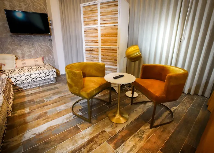 Rosso Cortese Pensión 4*