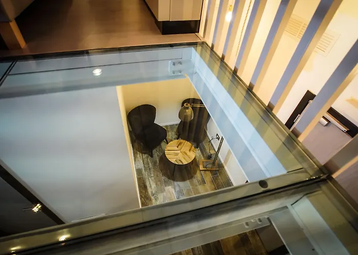 Rosso Cortese Pensión Roma